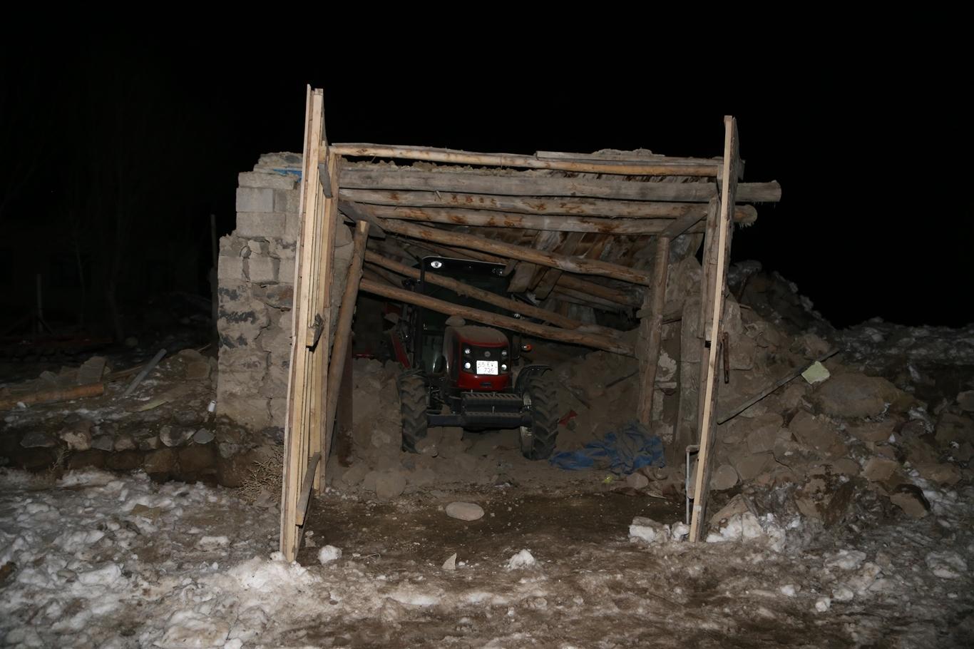 İkinci deprem Gelenler köyünde büyük hasara neden oldu